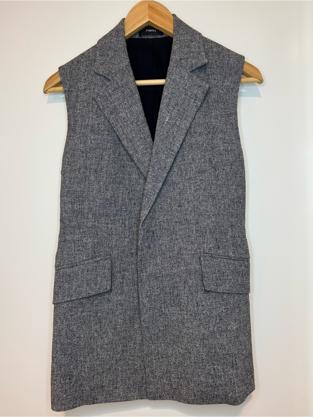 Theory Sideway Linen Crepe Belted Long Vest Gray Size 6